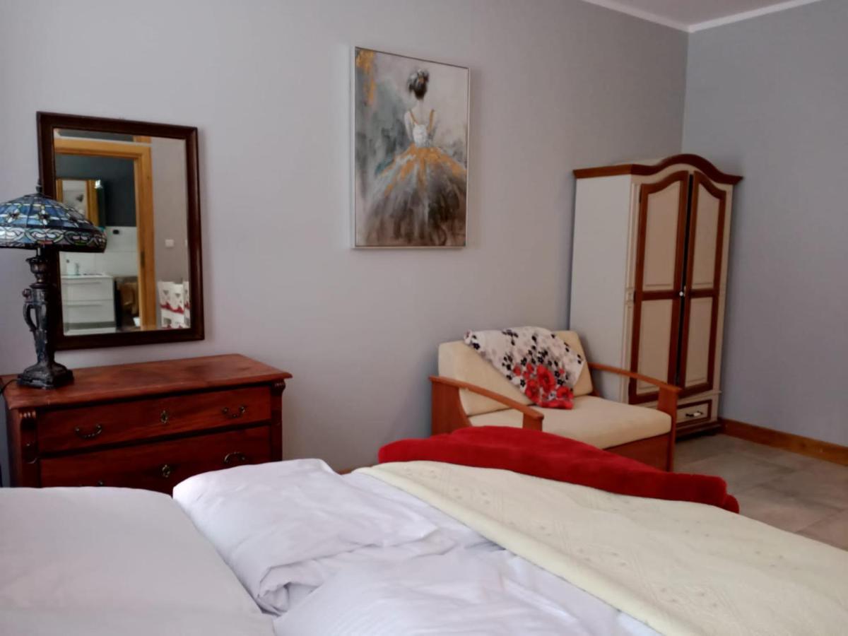 Sunny Bear Bed & Breakfast Jelenia Góra Extérieur photo