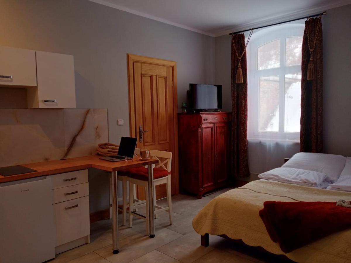 Sunny Bear Bed & Breakfast Jelenia Góra Extérieur photo