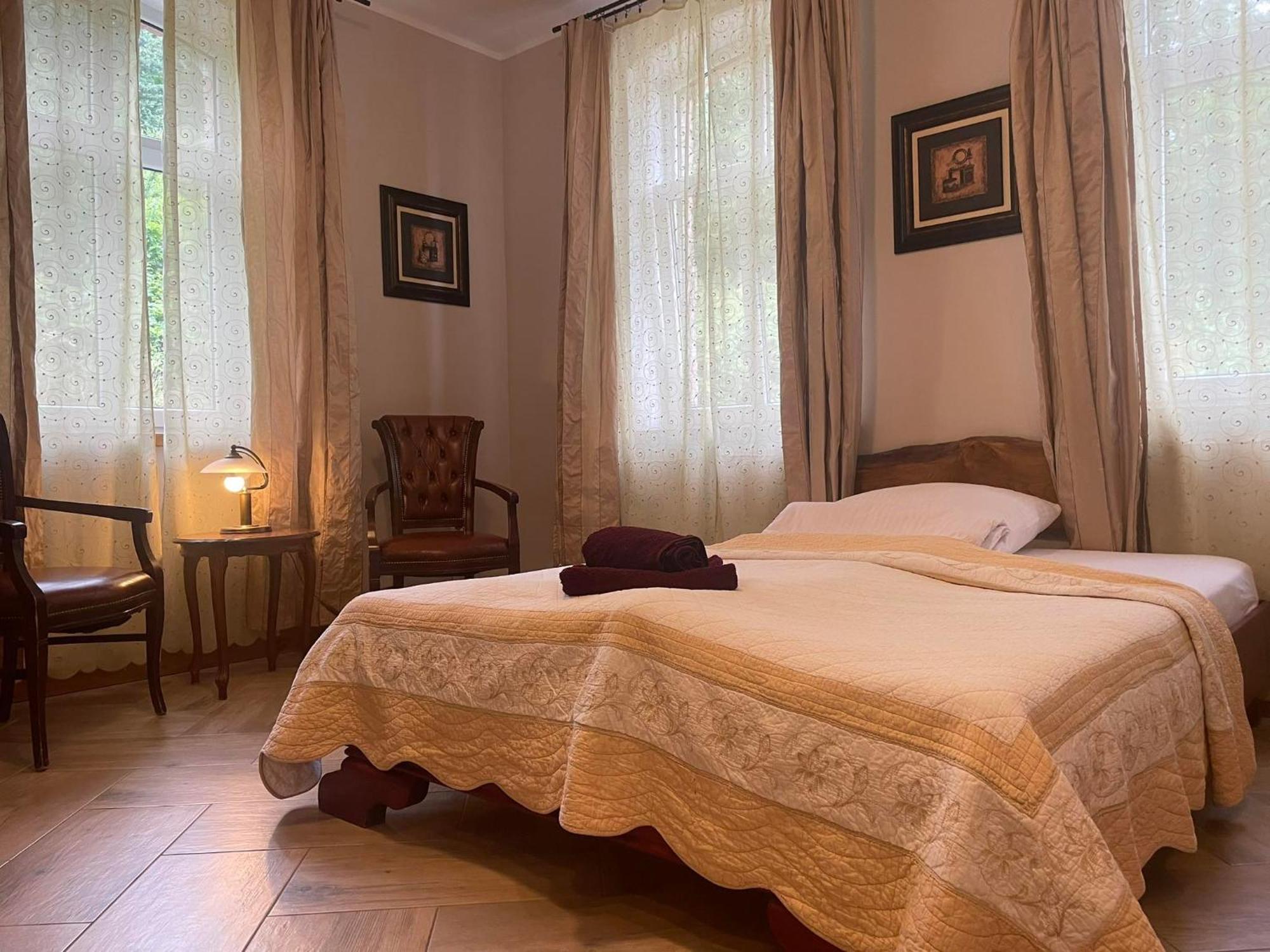 Sunny Bear Bed & Breakfast Jelenia Góra Extérieur photo